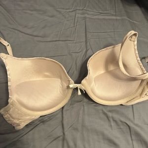 Brassière george
